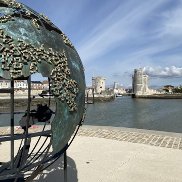 Globe de la francophonie