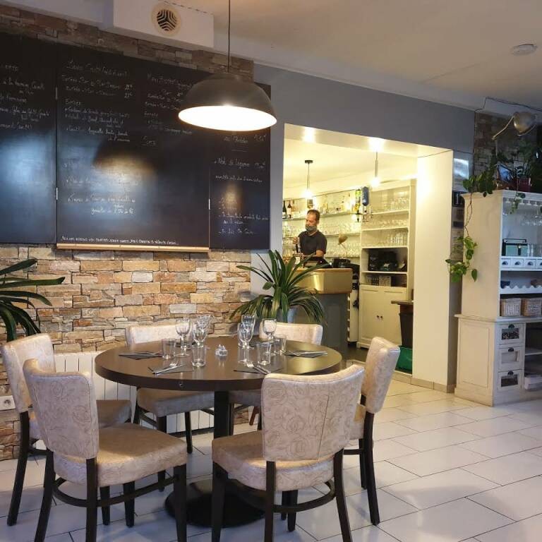Bistrot La Petite Cabane Restaurants à Châtelaillon-Plage - La Rochelle
