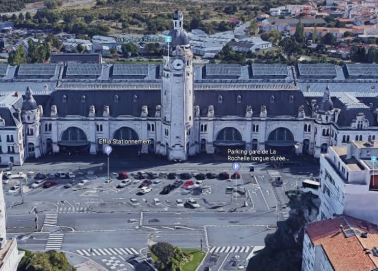 LA GARE LA GARE