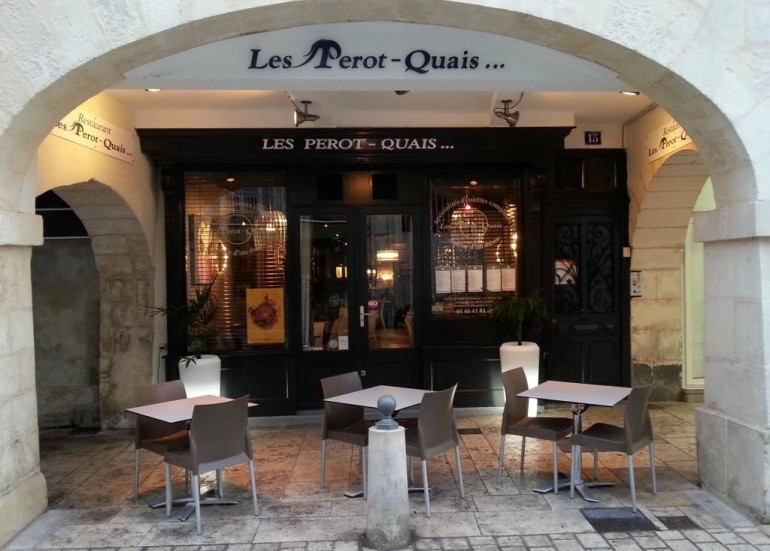LES PEROTS-QUAIS LES PEROTS-QUAIS