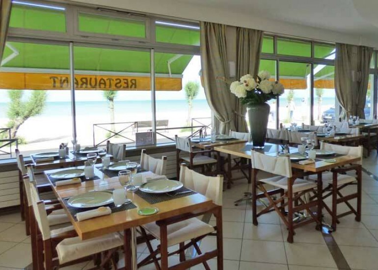L'Acadie Brasserie Plage L'Acadie Brasserie Plage