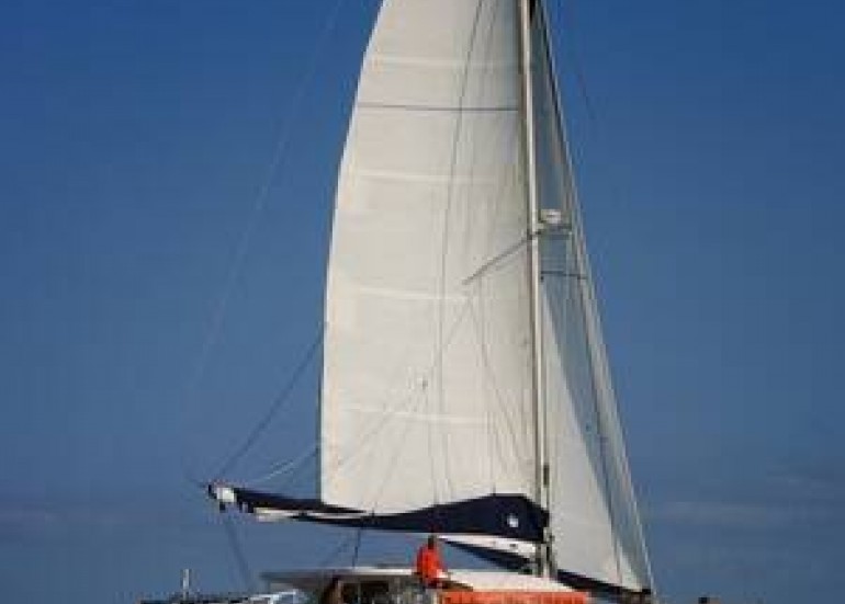 Aldabra yacht charter