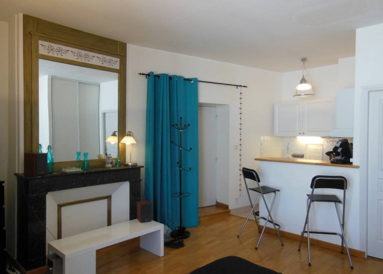 Studio 2 personnes - Rue de La Cloche Studio 2 personnes - Rue de La Cloche