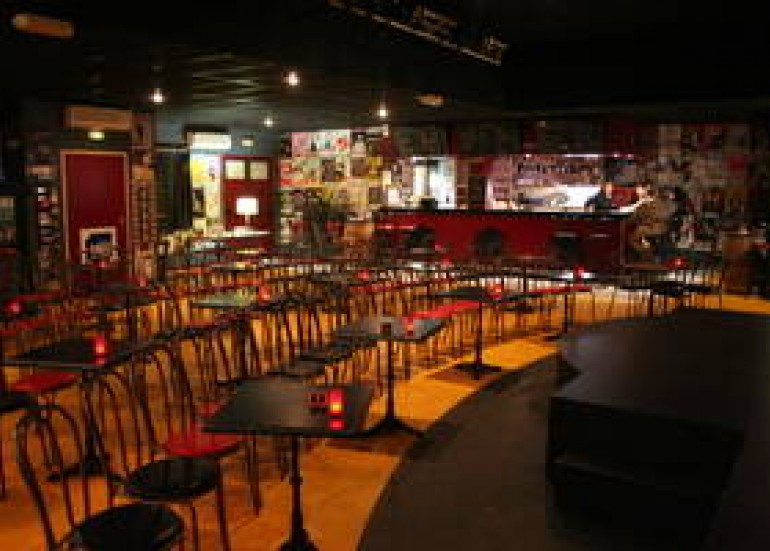 Café-Théâtre L'Azile Café-Théâtre L'Azile