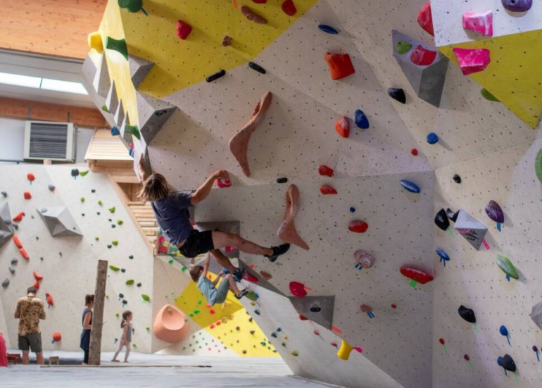 Cours d'escalade - Les Cabanes Urbaines Cours d'escalade - Les Cabanes Urbaines