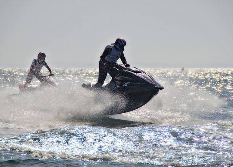 Randonnée en jet ski - Chatelaillon Jet Club Locajet Randonnée en jet ski - Chatelaillon Jet Club Locajet