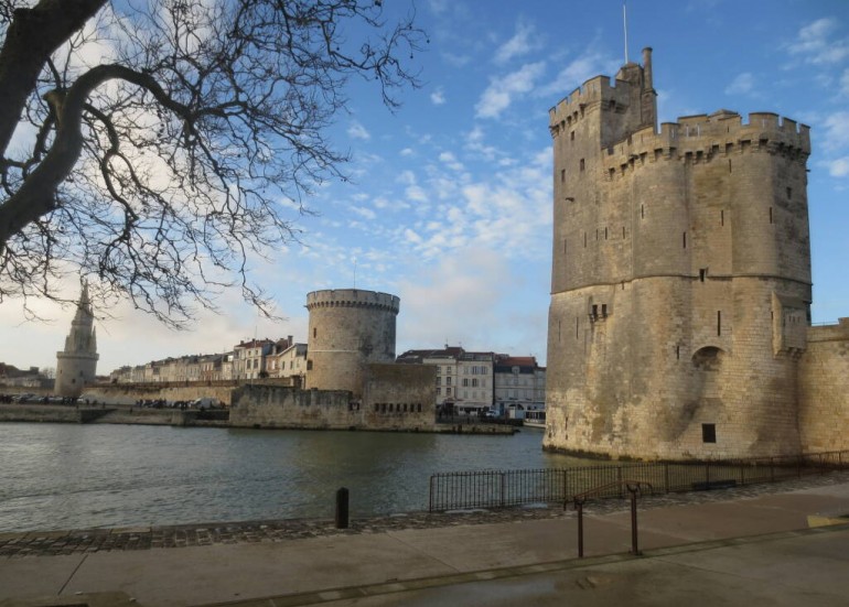 Visite insolite - La Rochelle et ses drôles de dames - DS à la Carte