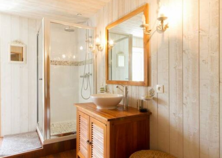 Salle d'eau (suite familiale)