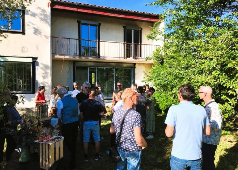 Visite d'un logement en cours de rénovation