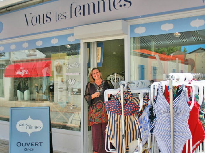 Vous Les Femmes Shopping A Chatelaillon Plage La Rochelle Tourisme
