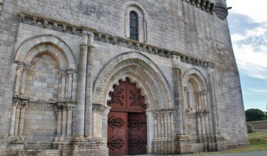 EGLISE SAINT MARTIN EGLISE SAINT MARTIN