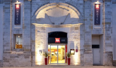 HOTEL IBIS VIEUX PORT HOTEL IBIS VIEUX PORT