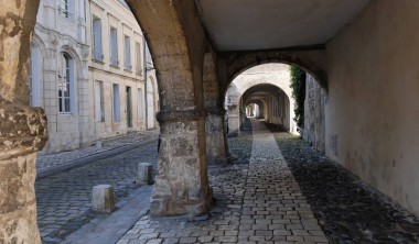 LA ROCHELLE SE DEVOILE... LA ROCHELLE SE DEVOILE...