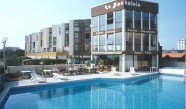 Hôtel 2 étoiles face à la mer Hôtel Le Rochelois