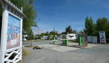 Entrée aire camping-car Aire de camping-car park 1