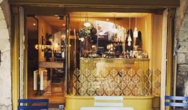 Le Resto des Bichettes Notre joli restau à 2 pas du marché!