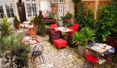 Salon de thé : La Résidence des Indes Patio du salon de thé