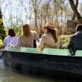 Balade en barque dans le Marais poitevin à Bazoin