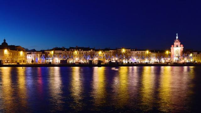 Illuminations de Noël sur le Vieux Port de La Rochelle